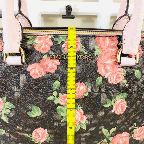 Michael Kors Cindy Large Dome Satchel - Picture 14 of 14